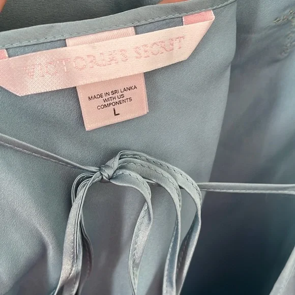 Victoria’s Secret women’s blue vintage slip dress - Picture 5 of 6